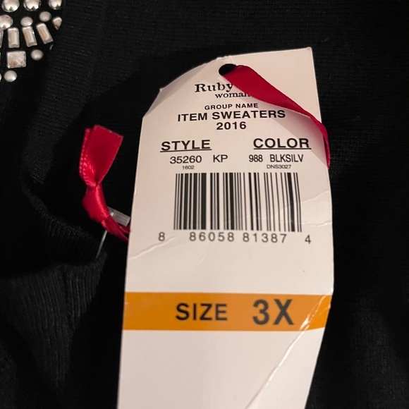 Black Ruby Rd Embelished Sweater Scoop Neck - Picture 5 of 11